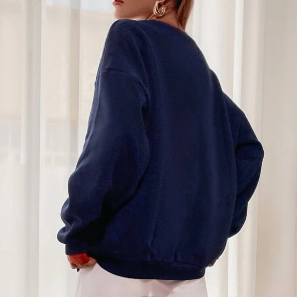 Shein Graphic Oversized Sweatshirt - Picture 3 of 4